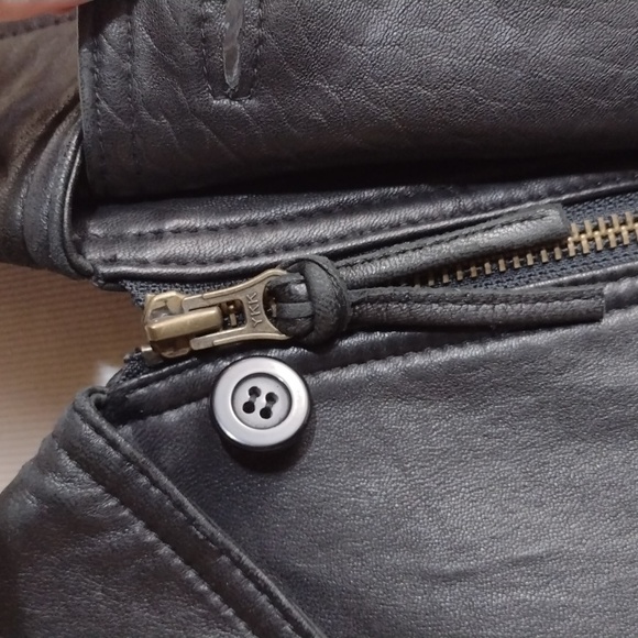 Vintage 80s Couture by J. Park black leather jacket with detachable wool lining - Picture 9 of 14